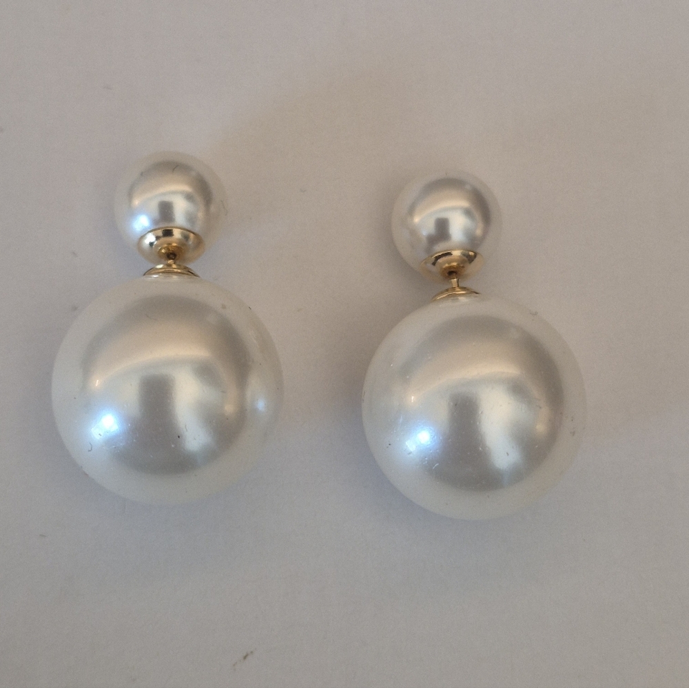 14k Reversible Pearl Earrings - Picture 5 of 10